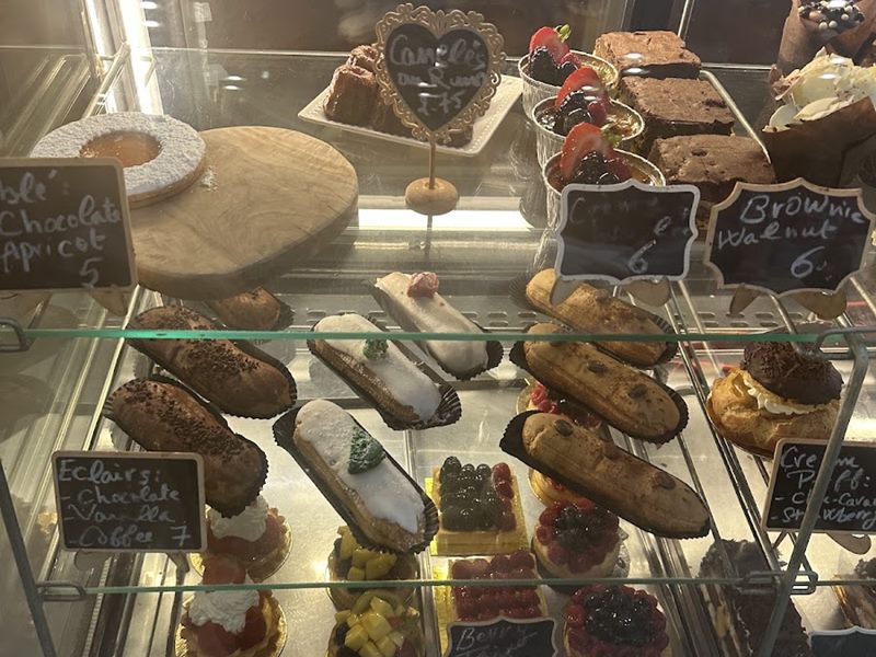 Delices de Maurice food